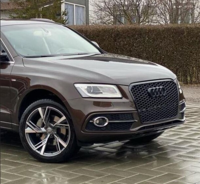 AUDI Q5 8R FACELIFT predná maska / HONEYCOMB - 3