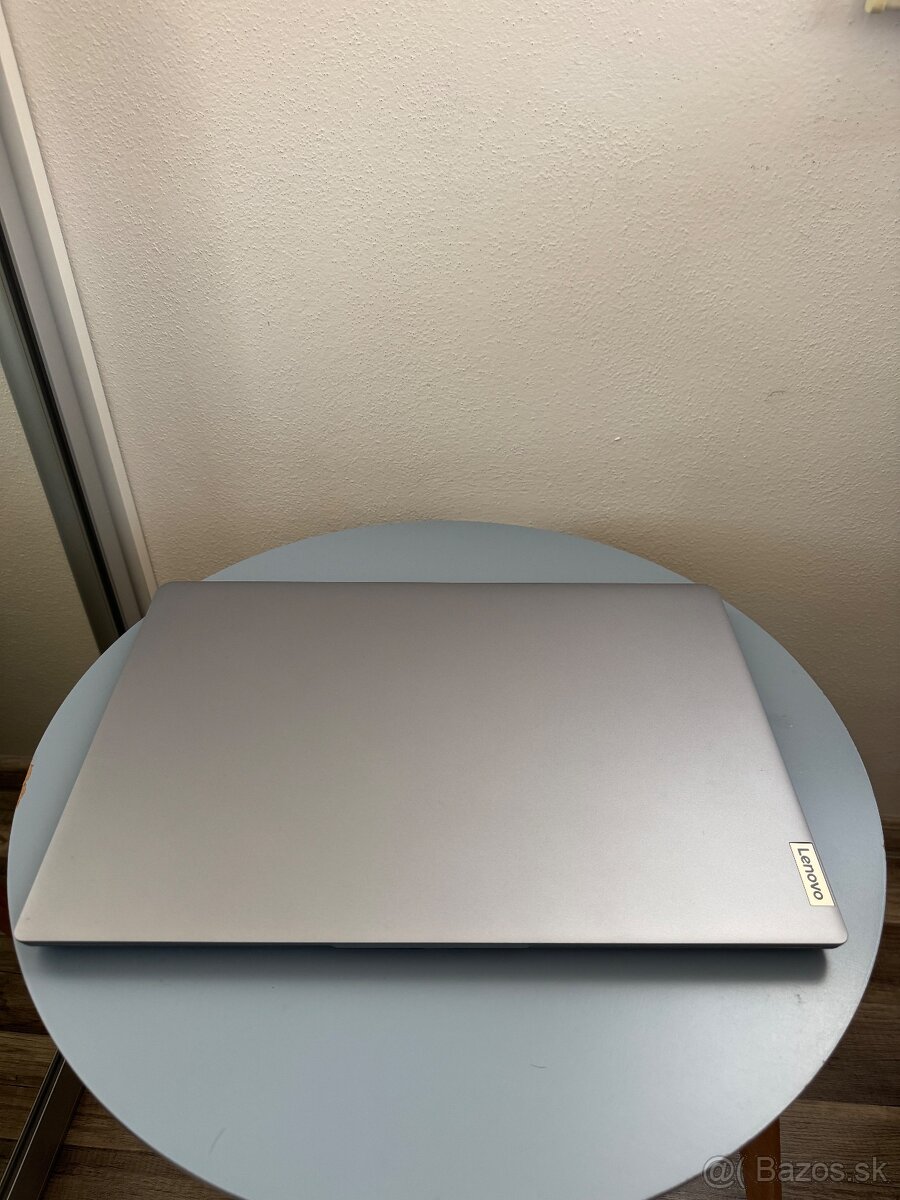 Lenovo IdeaPad3 - 3