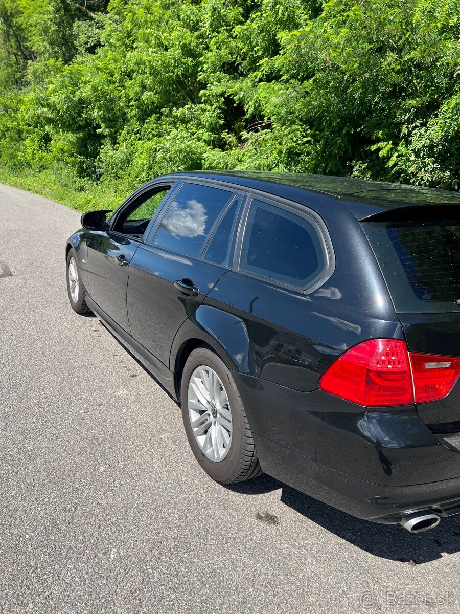 BMW e91 320d facelift - 3