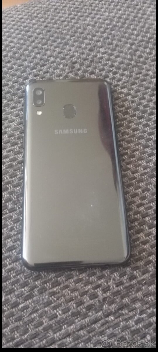 Samsung Galaxy A20 e - 3