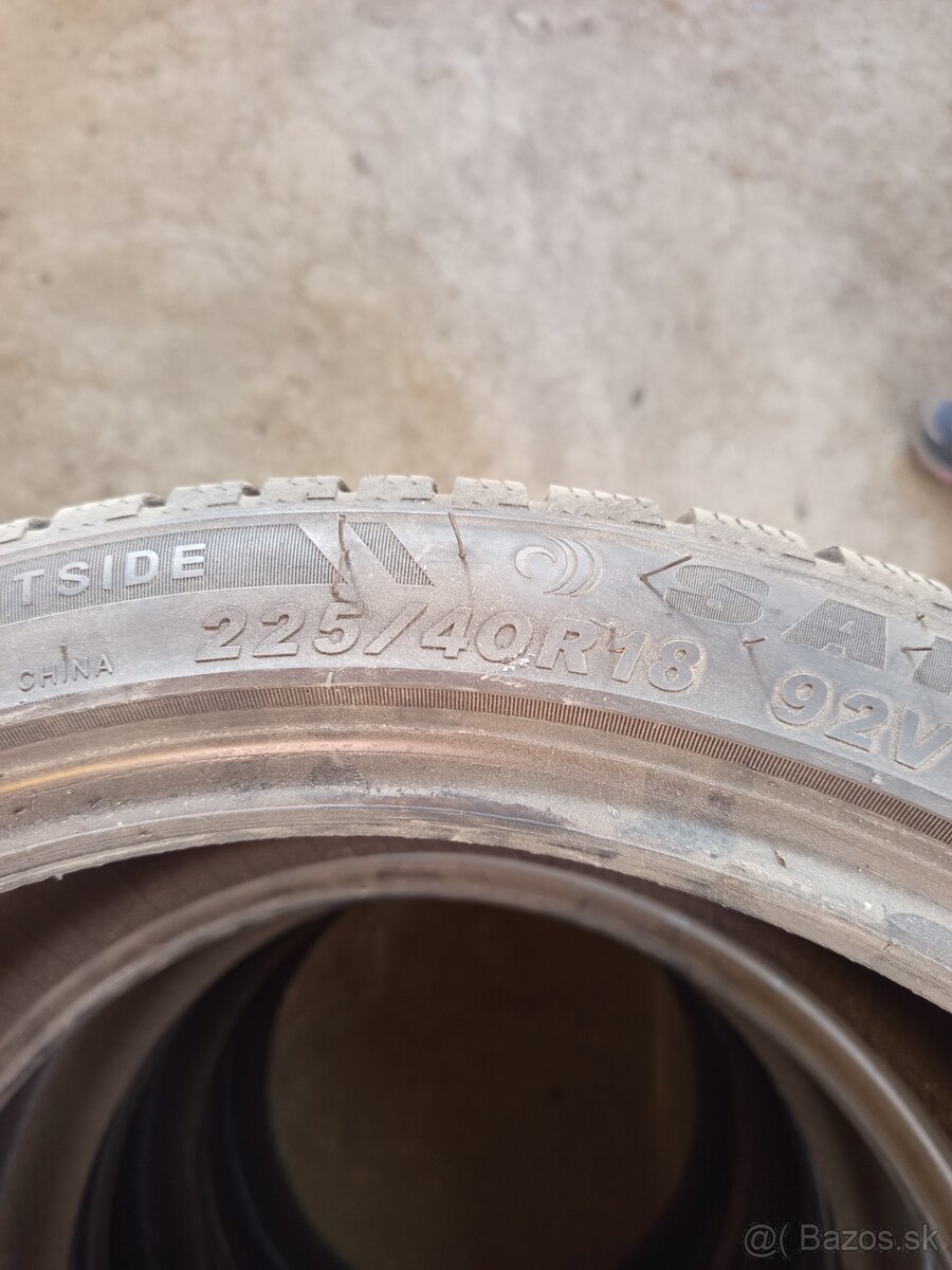 225/40 r18 - 3