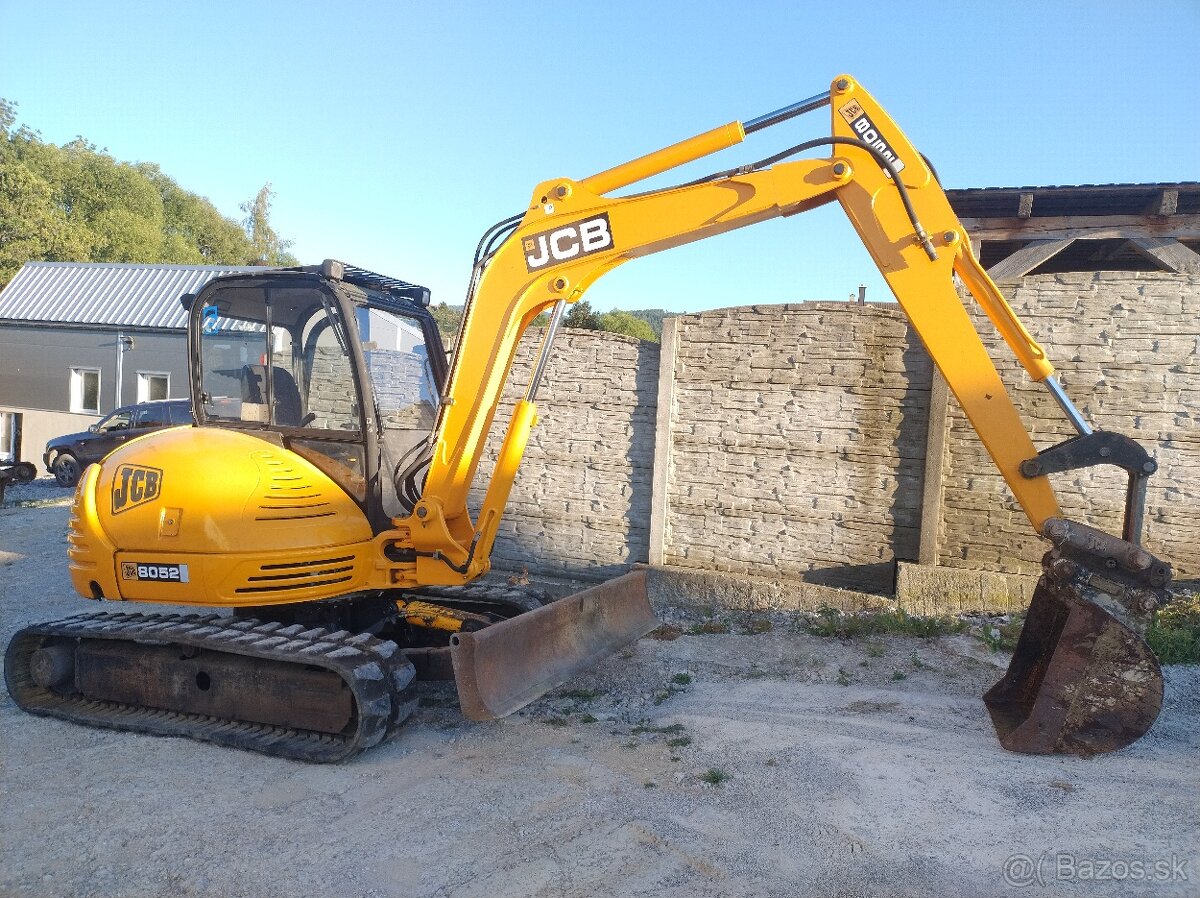Jcb 8052 - 3