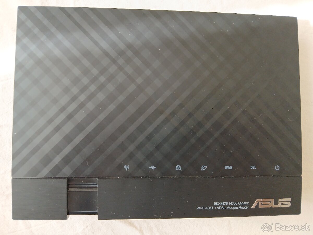 ASUS N17U - 3