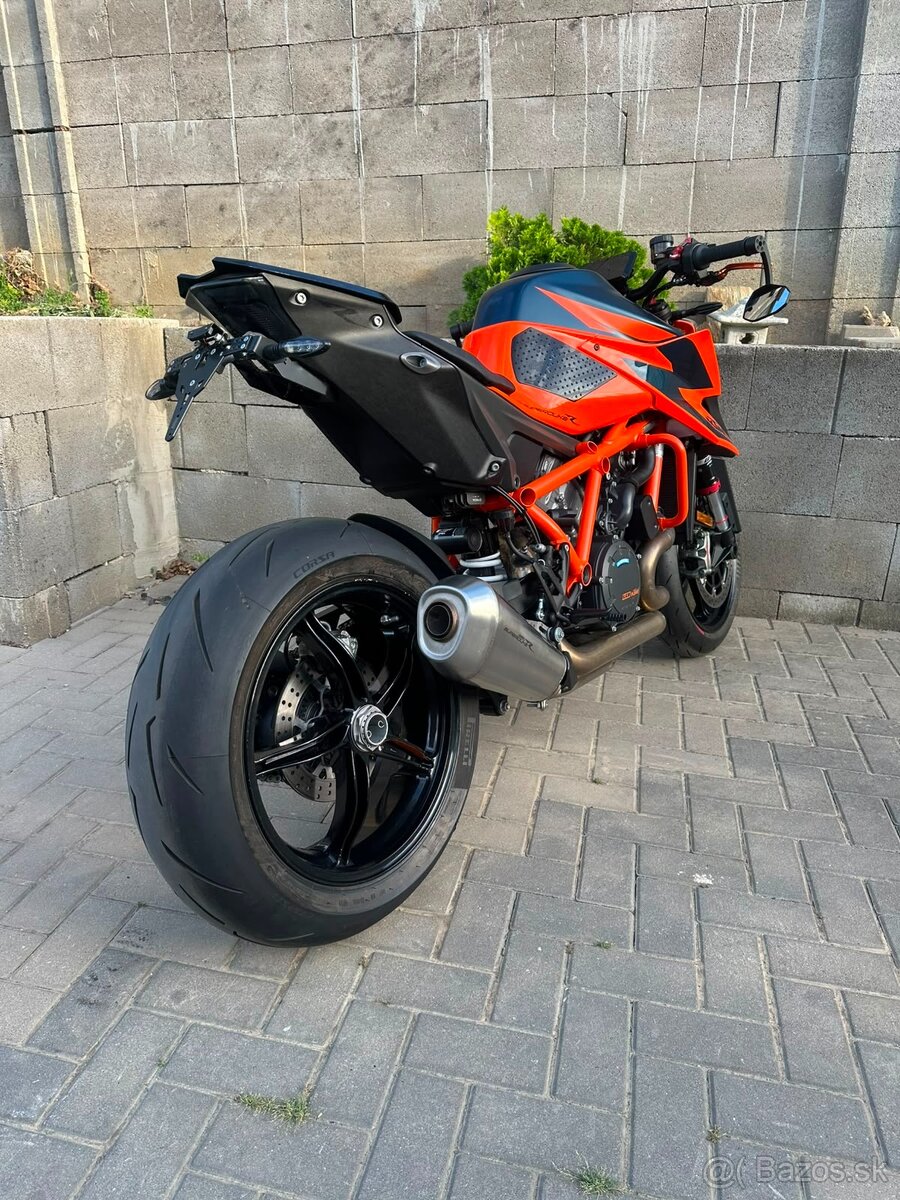 KTM 1290 Super Duke R - 3