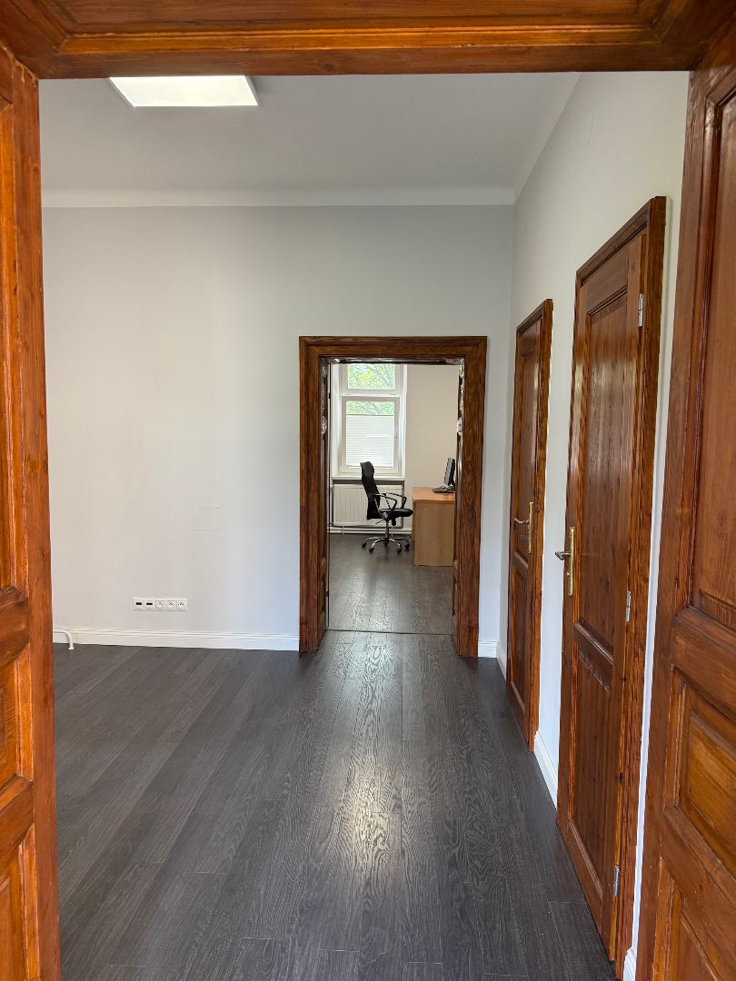 Predaj renovovaný dom Banská Bystrica-centrum-Dohoda. - 3