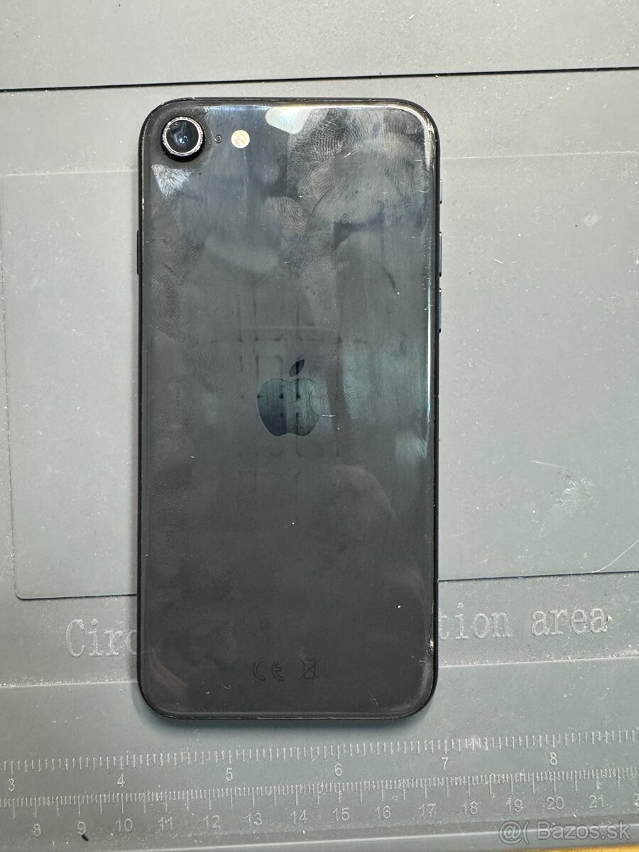 iPhone Se 2020. 64gb - 3