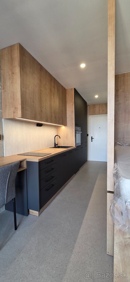 Útulná garsónka na prenájom - 3