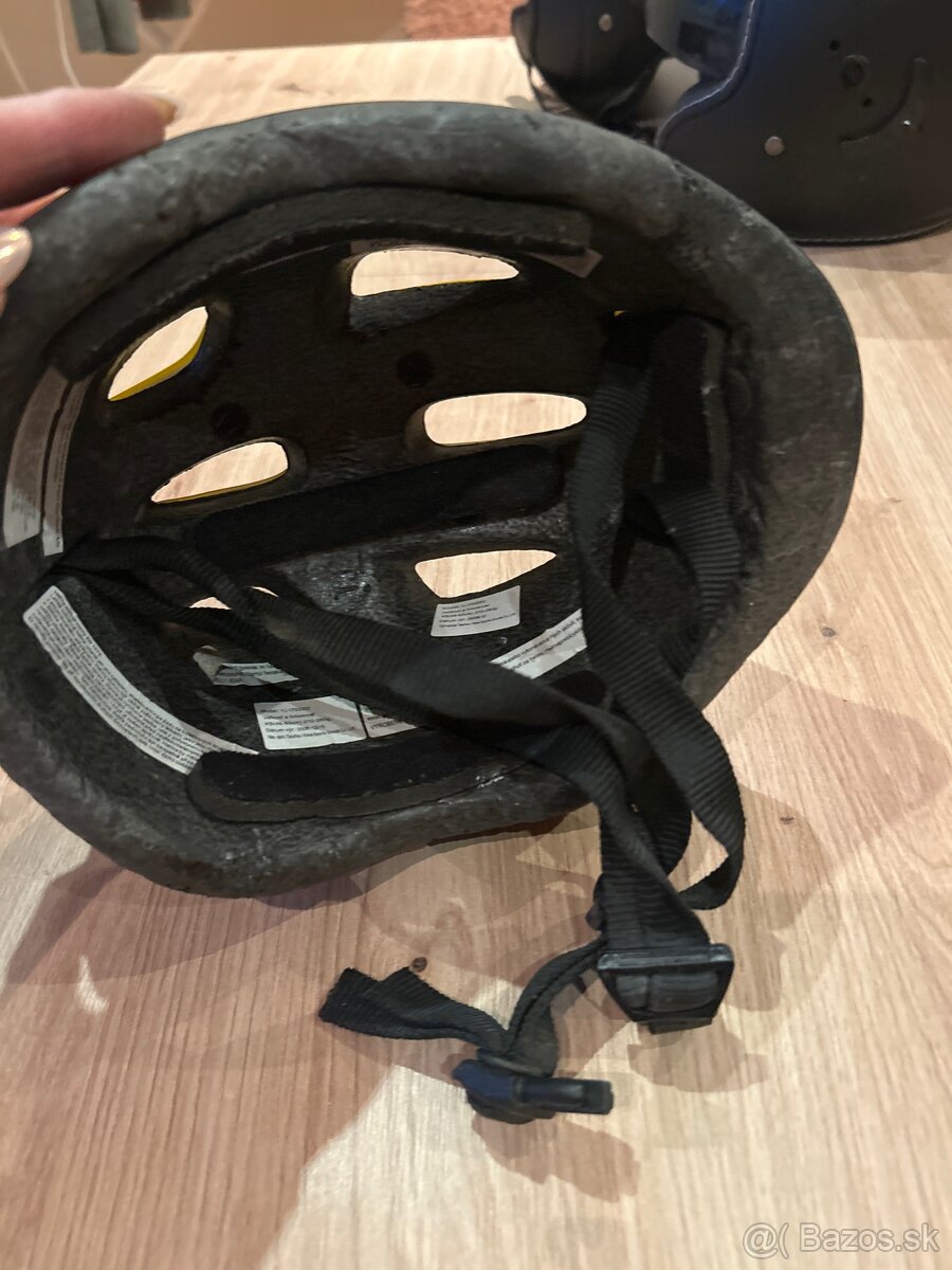 Cyklistická prilba - 3
