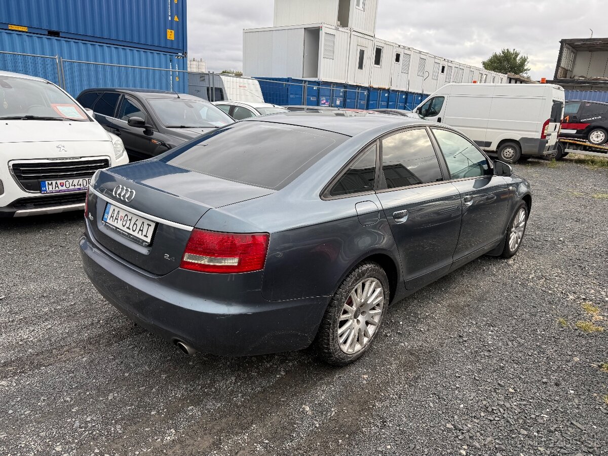 Audi A6 2.4 benzín V6 - 3
