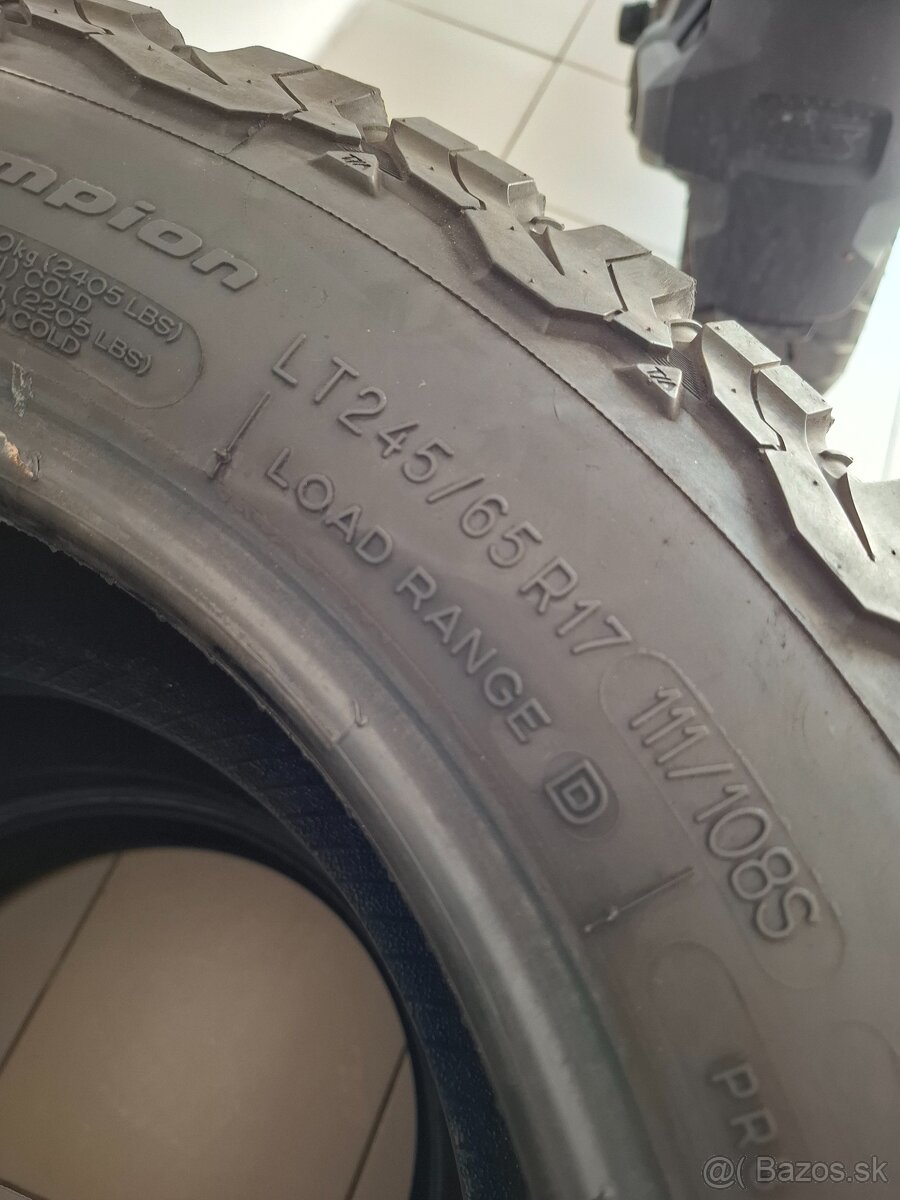 All terrain 245/65 R17 - 3