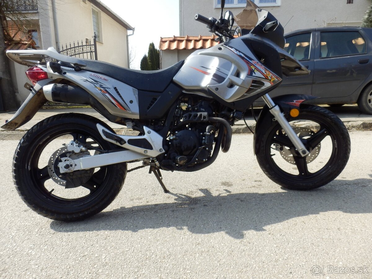 Moto 400 vodník s tp špz