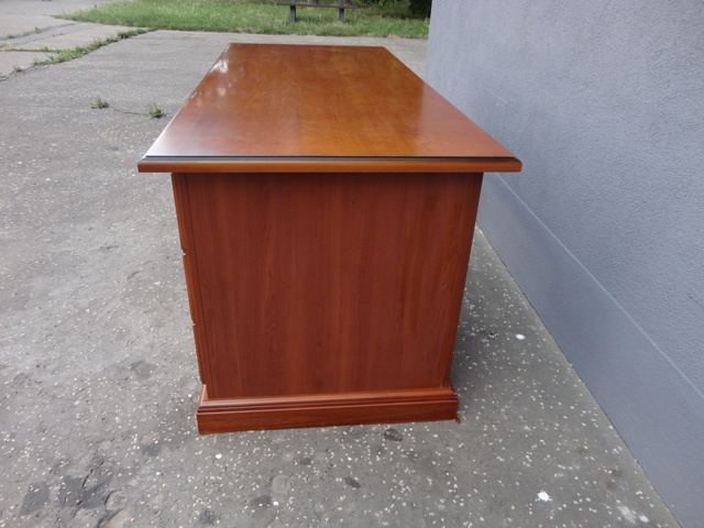 Kancelársky drevený stôl - 3