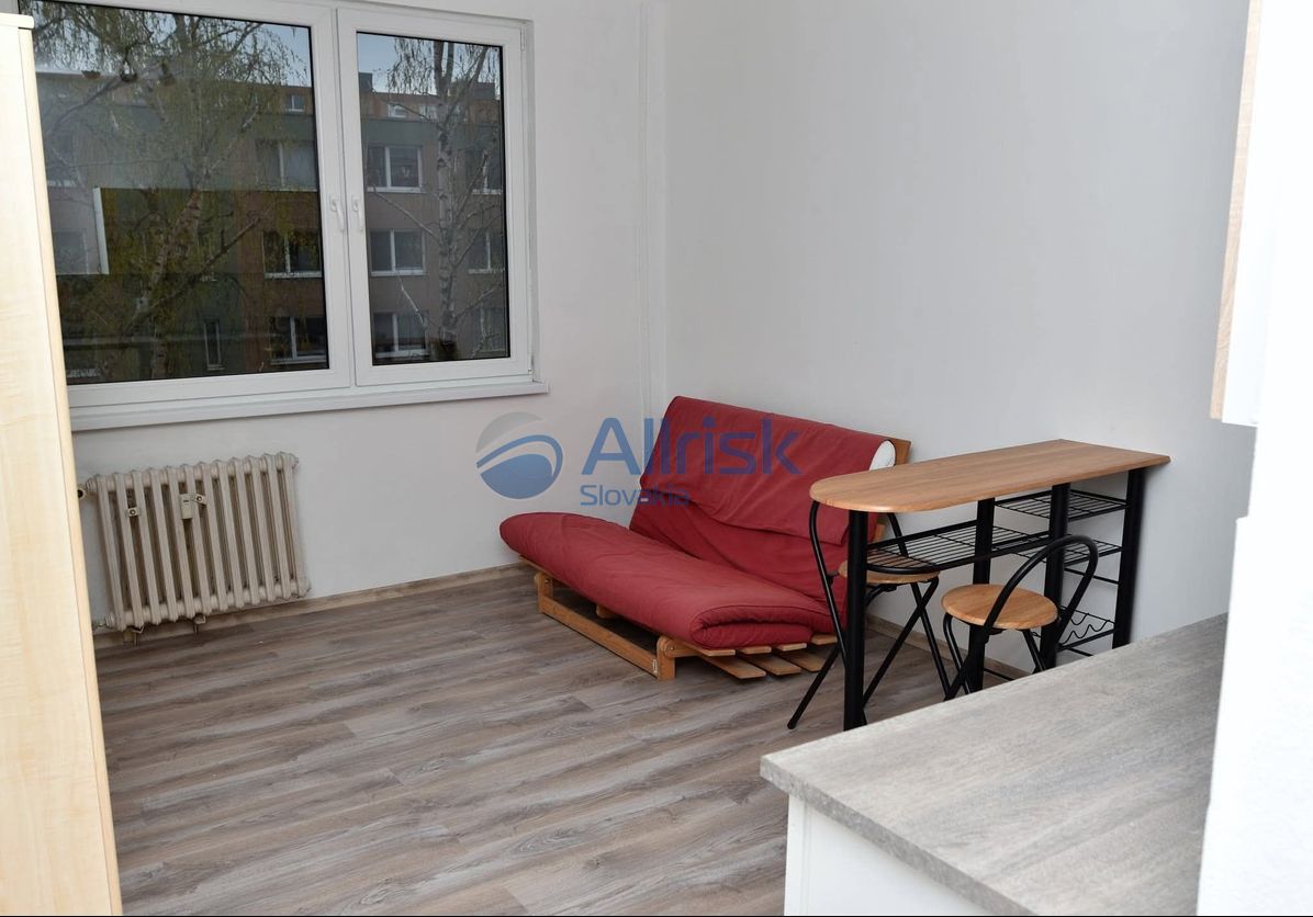 Garsónka na prenájom v skvelej lokalite mesta Šaľa Voľná ok - 3