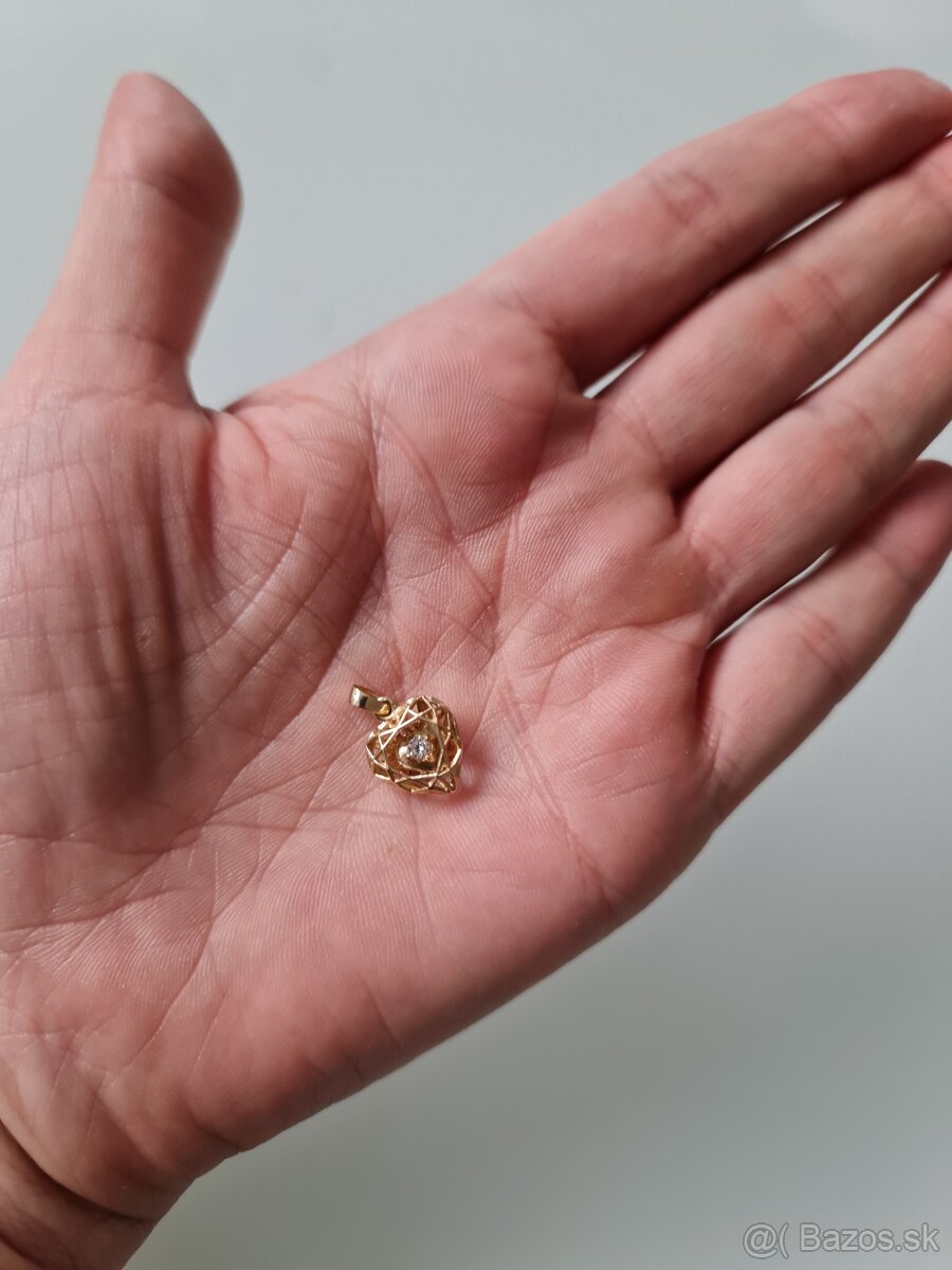 Prívesok z pravého zlata so zirkónom - 3