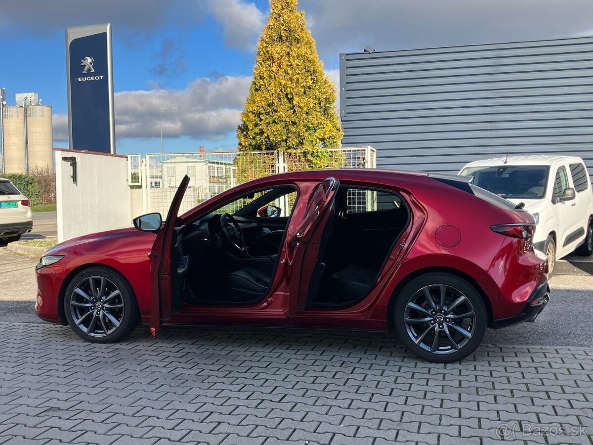 Mazda 3 2.0 Skyactiv 90 kW G122 Plus A/T6 - 3