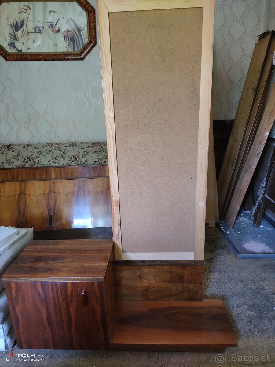 Zrkadlová skrinka - 3