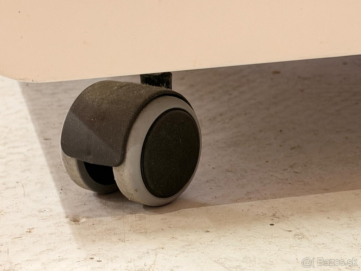 Konferenčný stolík na predaj - 3