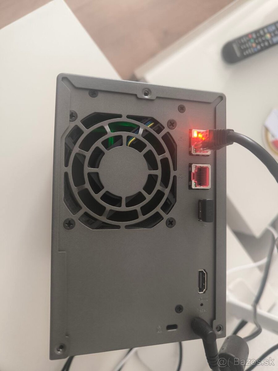 Úložisko Asustor + 2 disky - 3