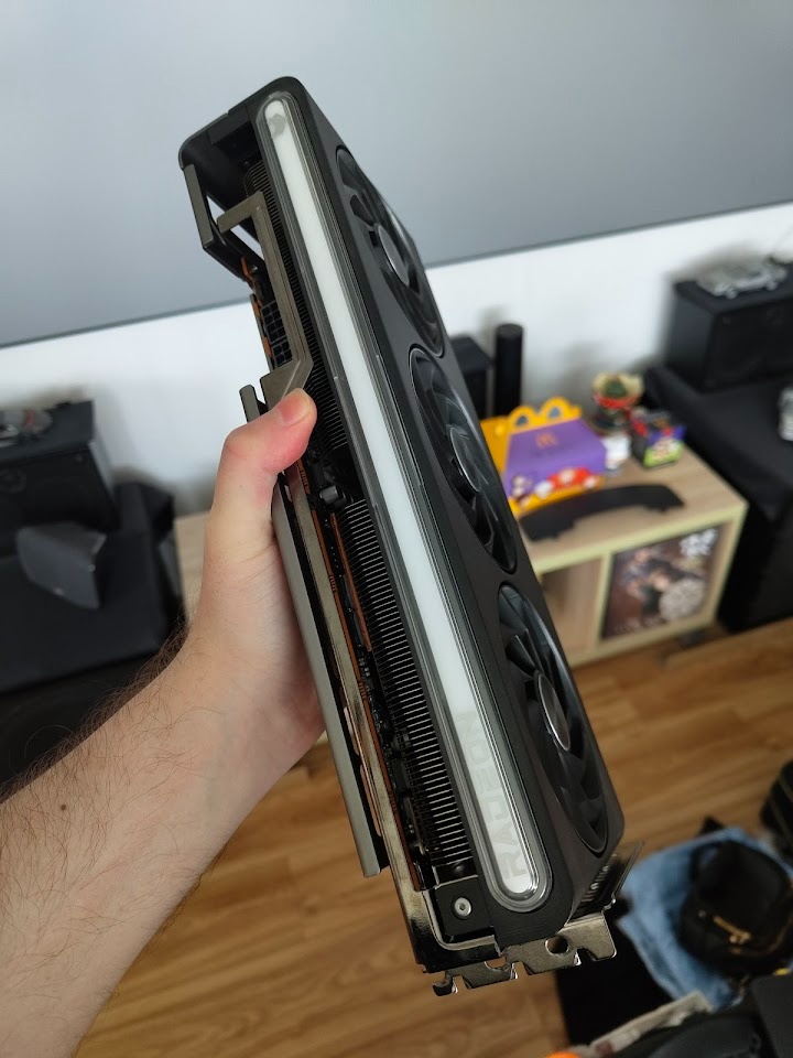 Sapphire RX 7800 XT 16GB - 3