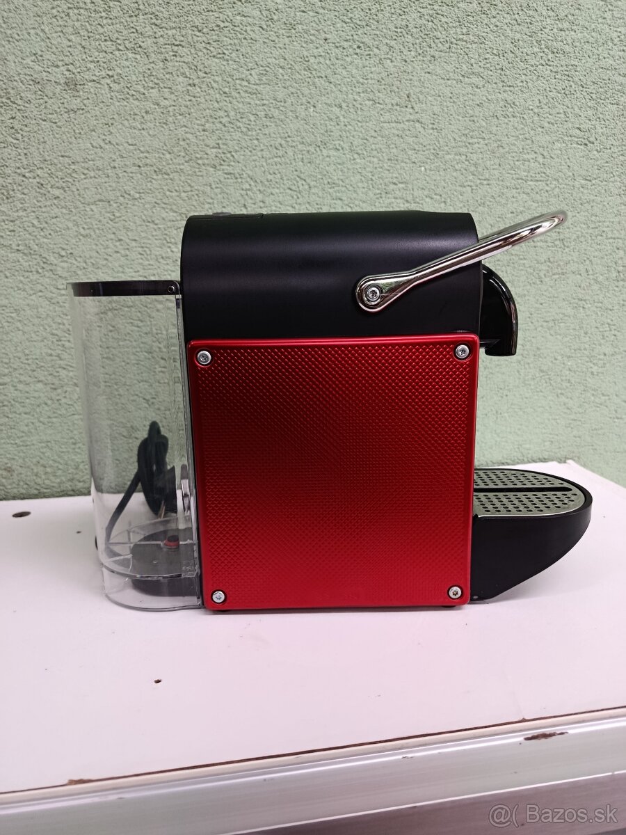 Kapsulový kávovar Nespresso Pixie - 3