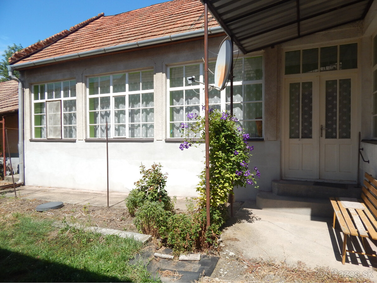 Na predaj 4 izbový dom vhodný aj ako chalupa v Malých Kosihá - 3