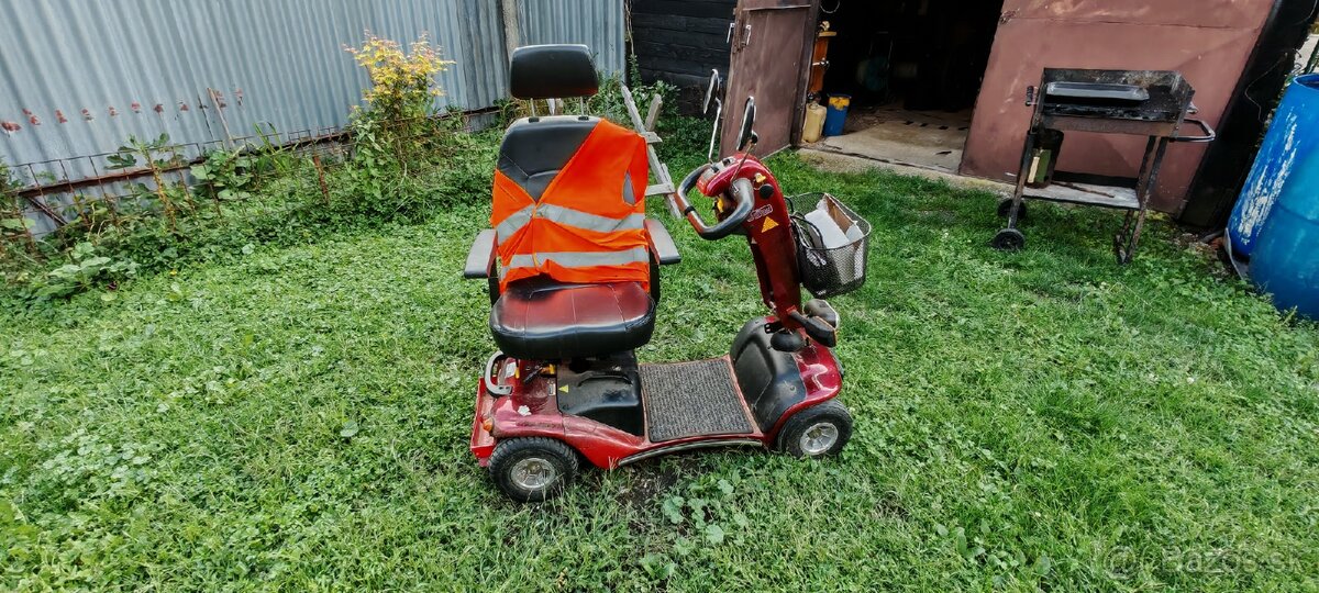 Elektrický vozík pre seniorov