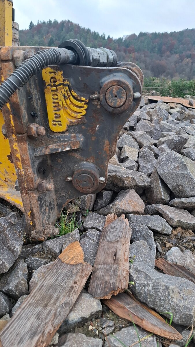 Buracie kladivo RENOMAG XR260 - 3