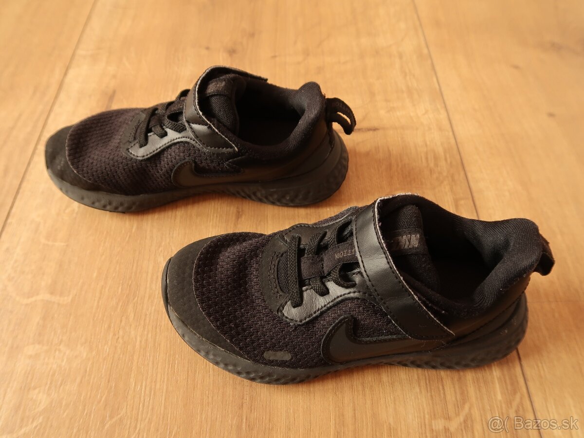 Tenisky NIKE č. 28,5 (18,2 - 18,5 cm) - TOP STAV - 3