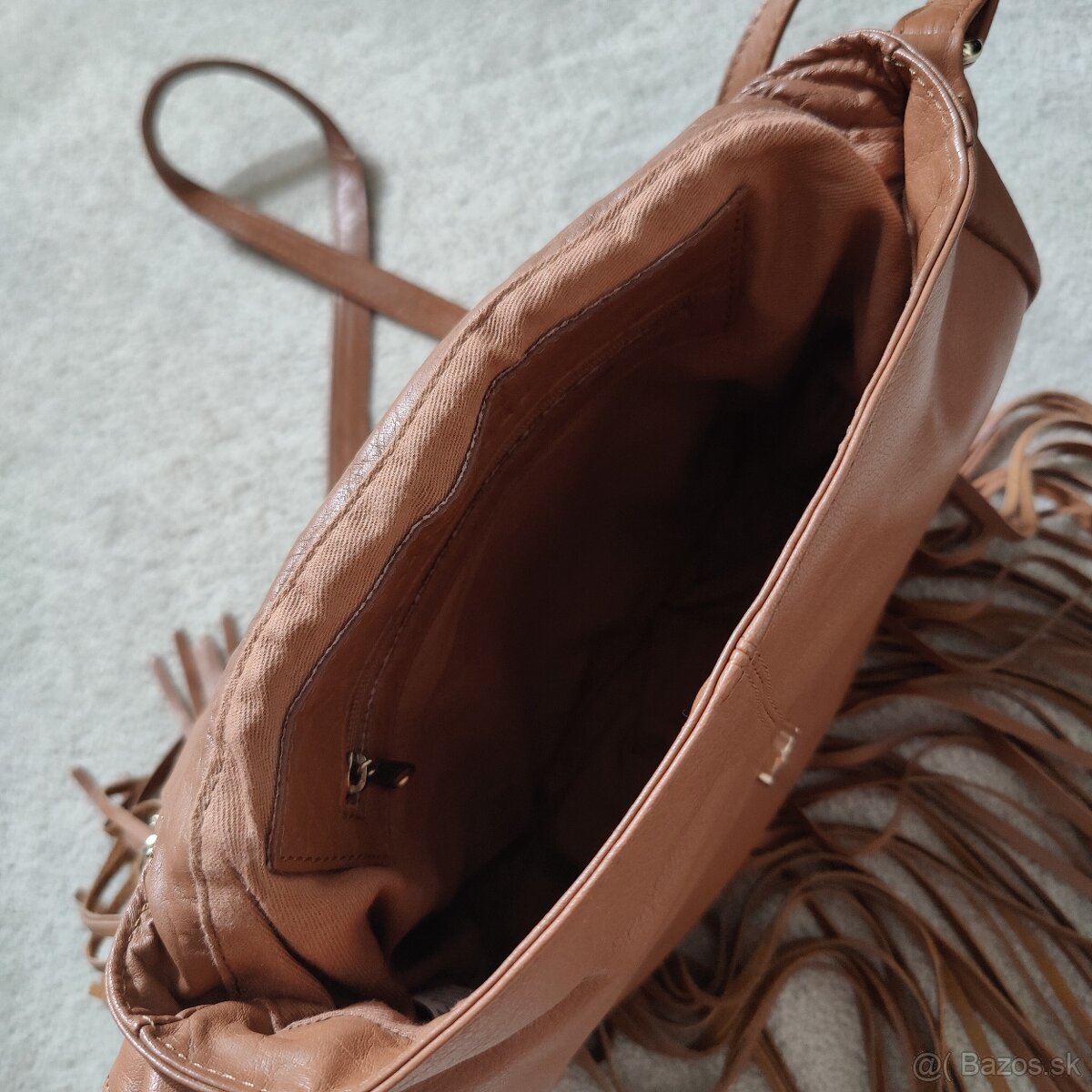 Kožená kabelka so strapcami - 3