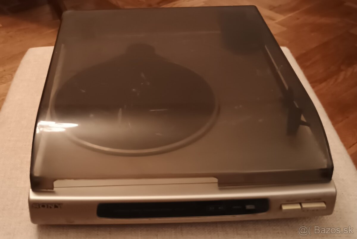 Gramoprehrávač_šasi s káblami prepojenia - 3