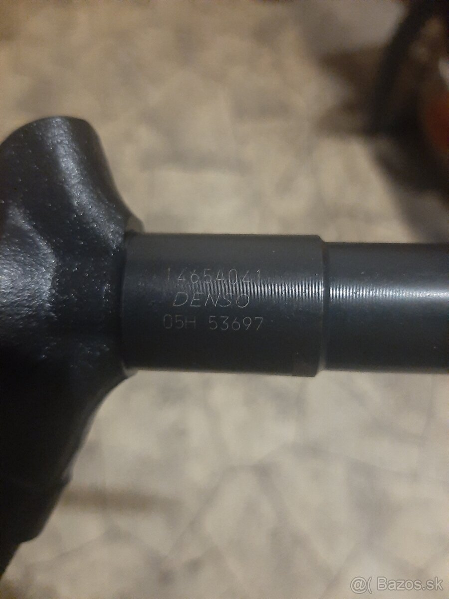 Vstrekovače L200 - 3