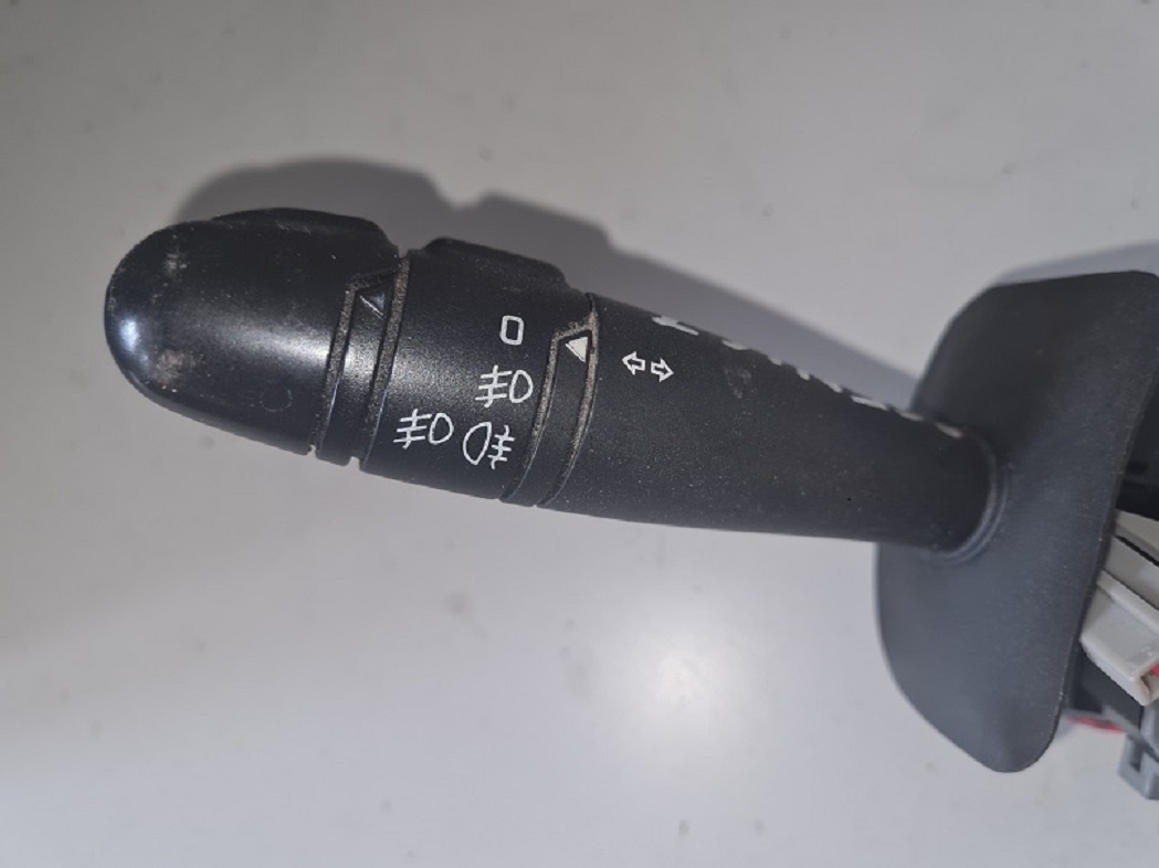 Prepínacie páčky Renault Scenic 7700428202 - 3