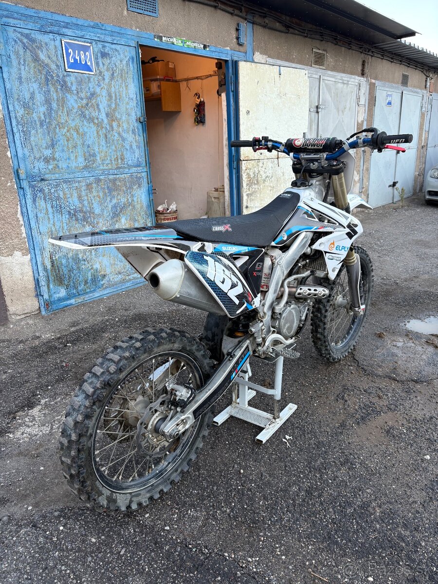 Suzuki RMZ 250 - 3