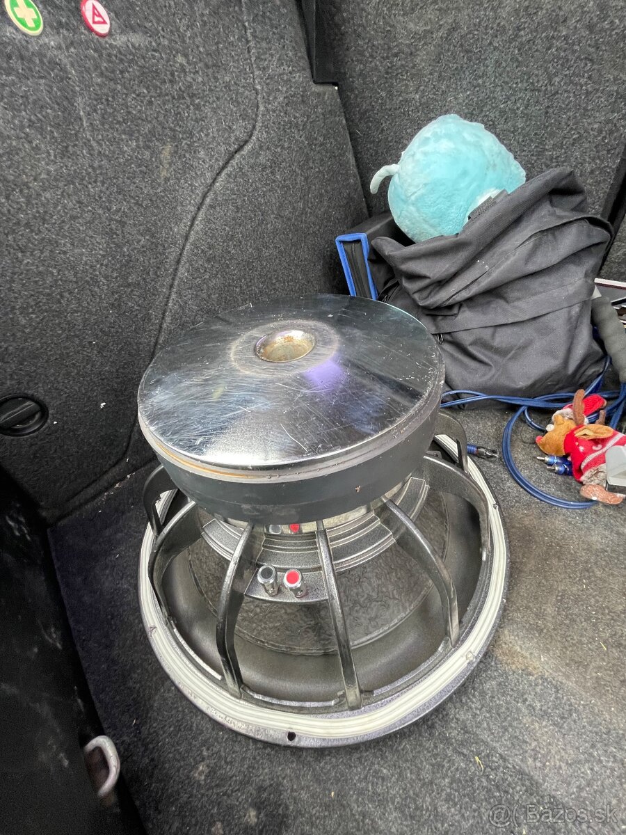 Predám Subwoofer 15” + zosik do auta - 3