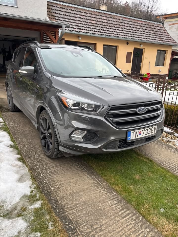 Ford Kuga ST Line - 3