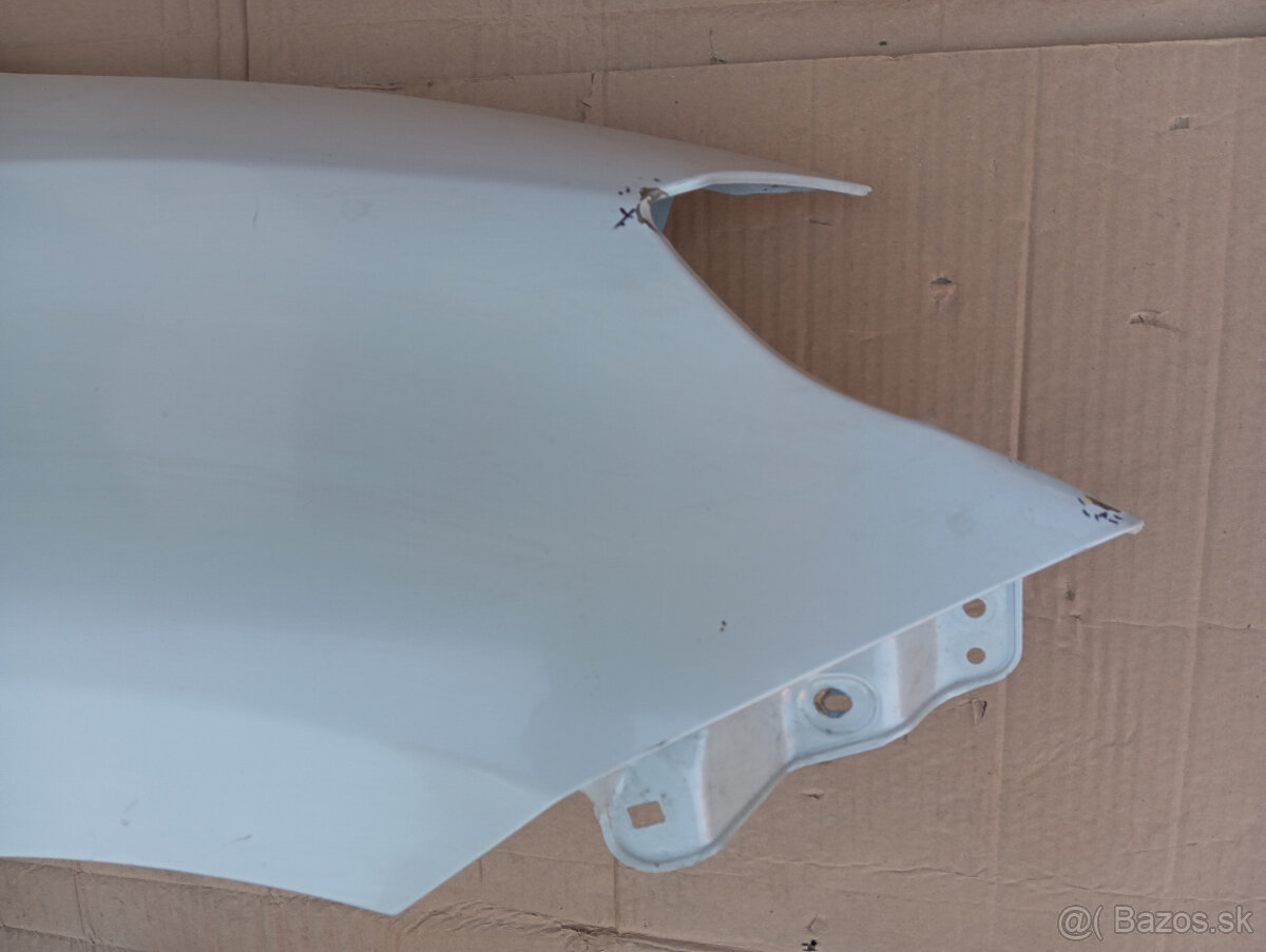 Predám blatnik na suzuki swift. Rok 2017 - 3