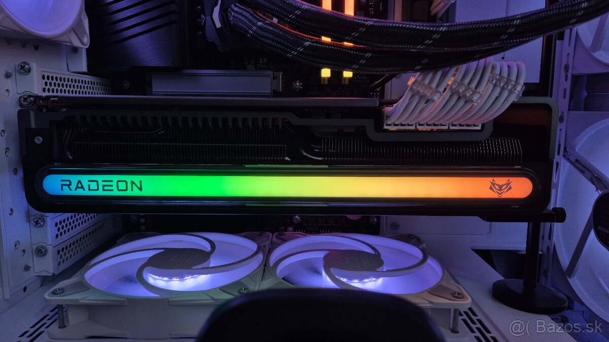 Sapphire Radeon Nitro+ Vapor-X 7900 XT - 3