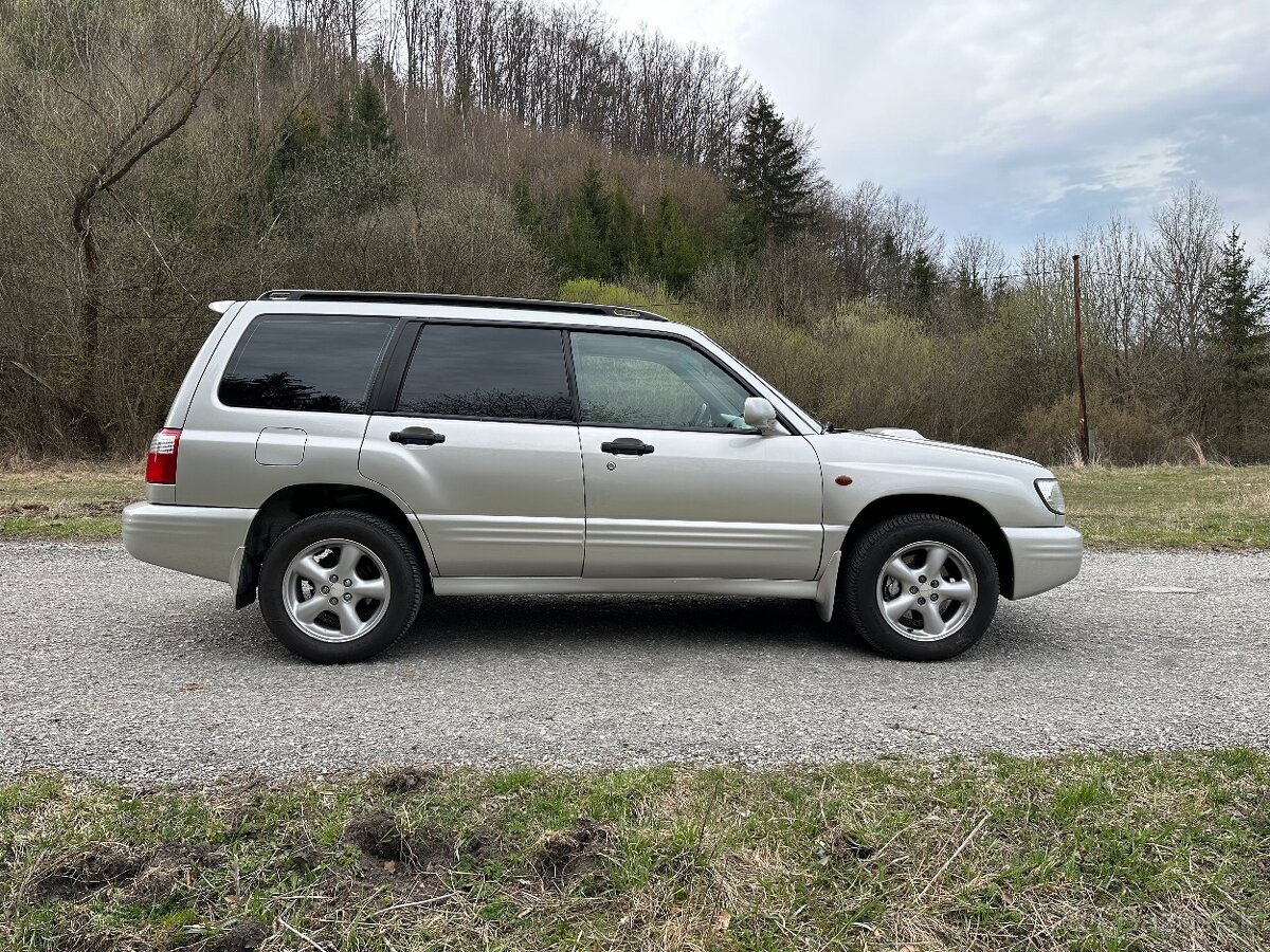 Subaru Forester SF S-turbo 2.0 - 3