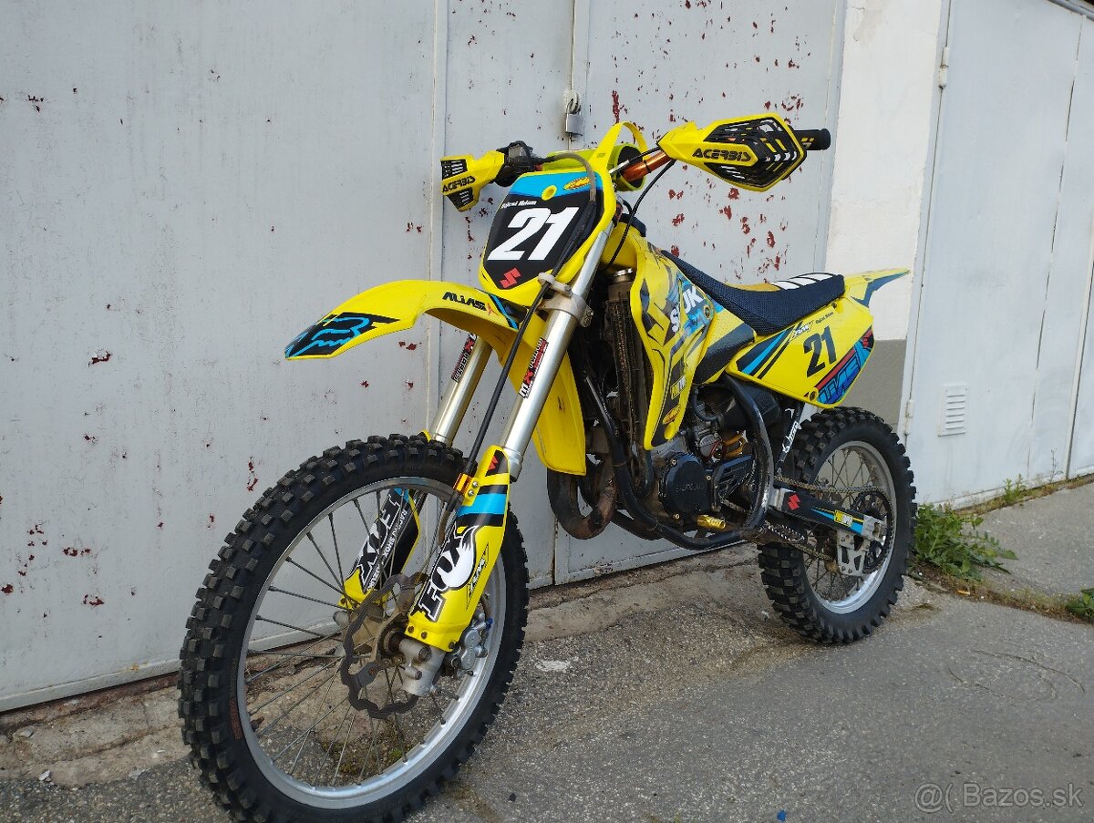 SUZUKI RM 85