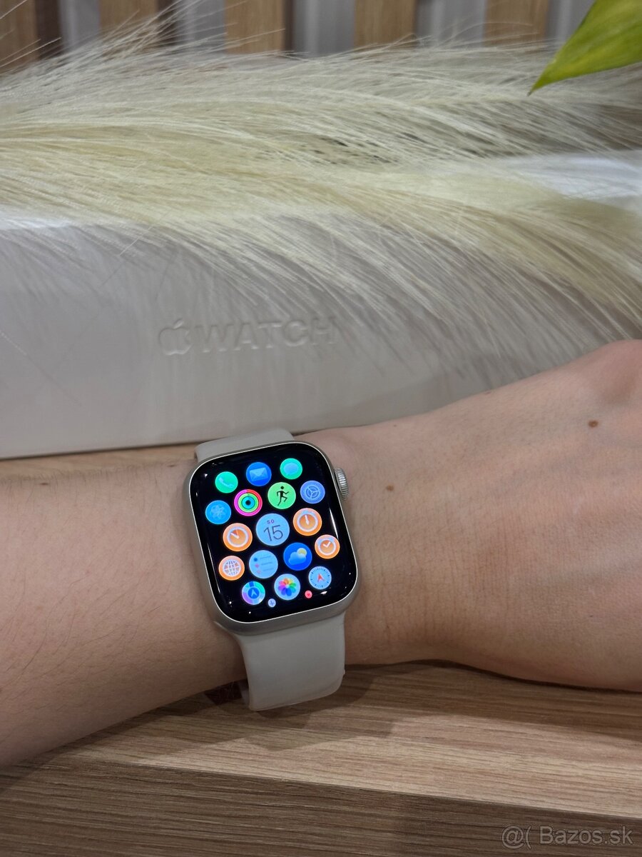 ⌚️ Apple Watch Series 8 – 41 mm Starlight - 3
