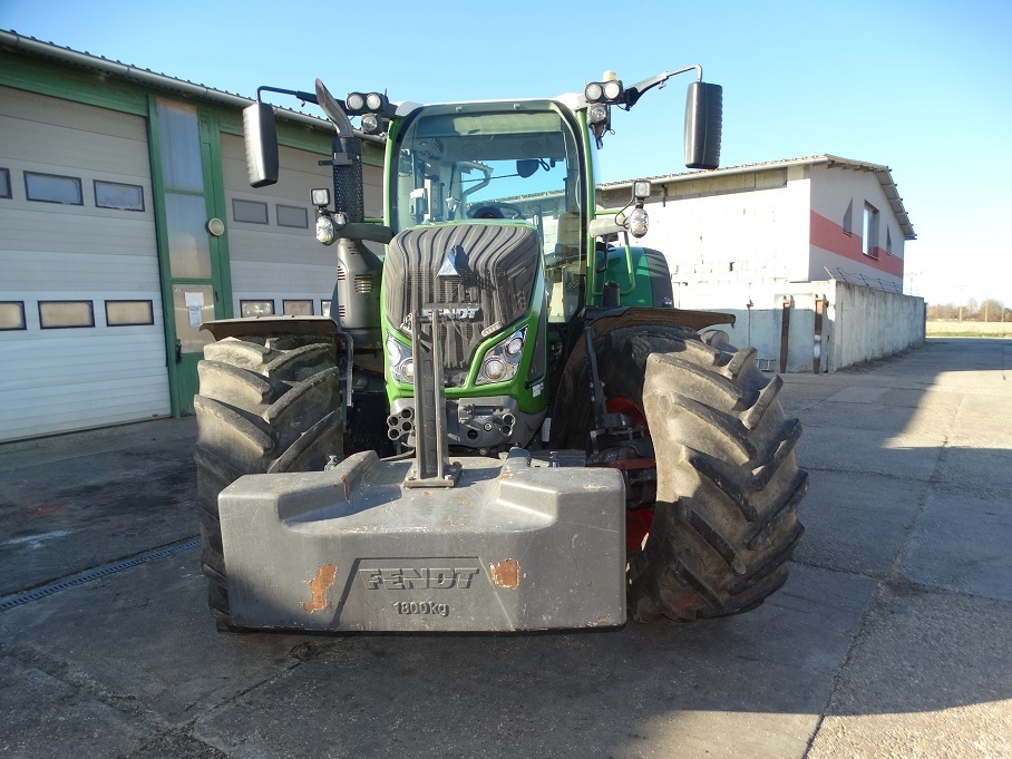 FENDT Vario 724 Profi Plus - 3