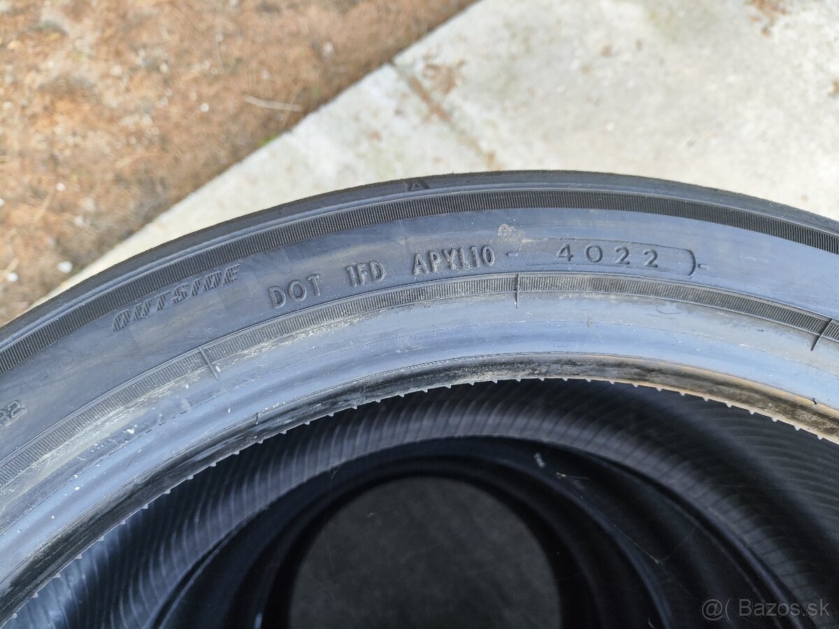 Advan Neova AD09 255/35 R19 - 3