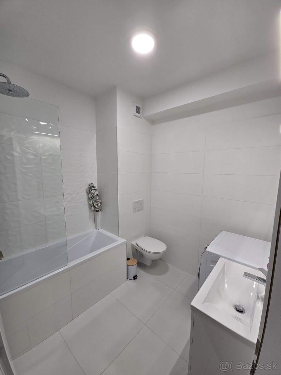 PRENÁJOM: PERFEKTNÝ 2-IZBOVÝ BYT V CENTRE - 3