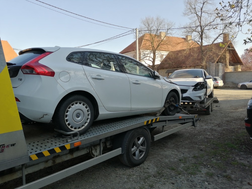 Volvo V40 od roku 2012 - 3