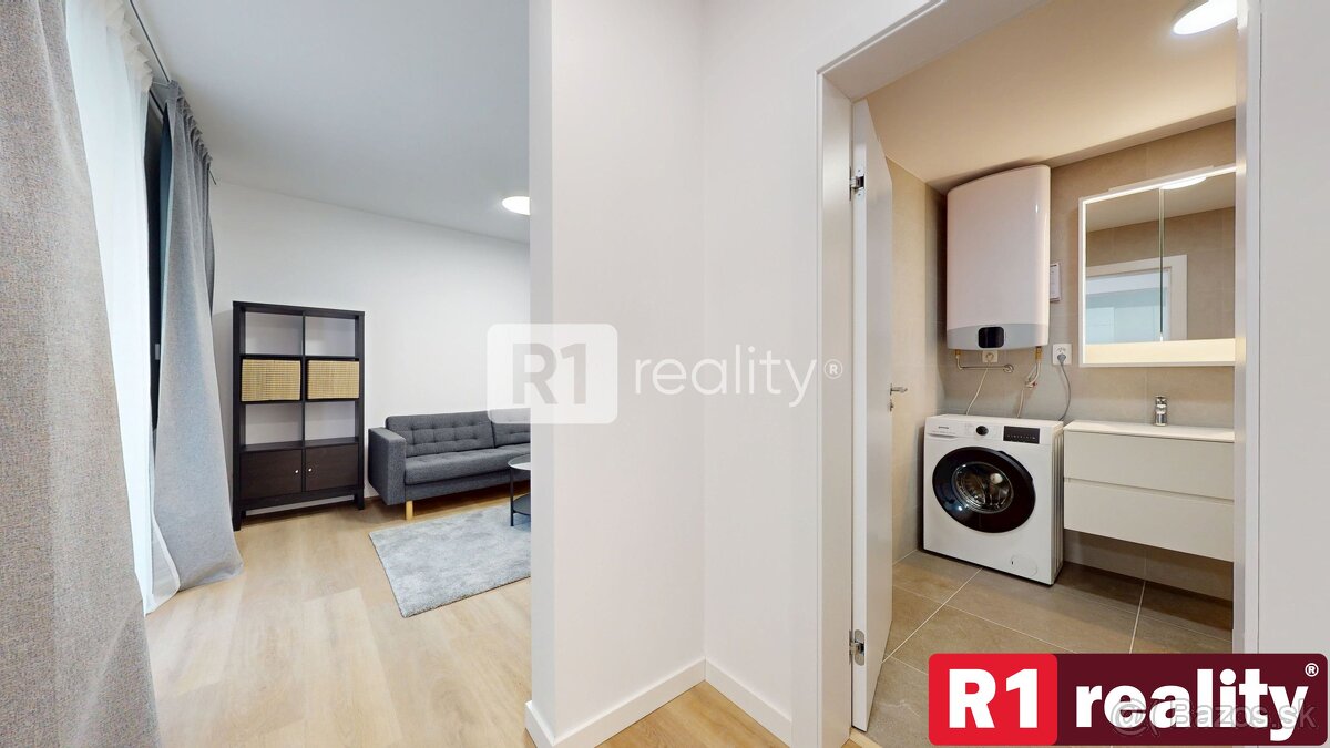 Jedinečný 2 izbový byt 53,2 m2+ 11 m2 terasa + parking, Pieš - 3