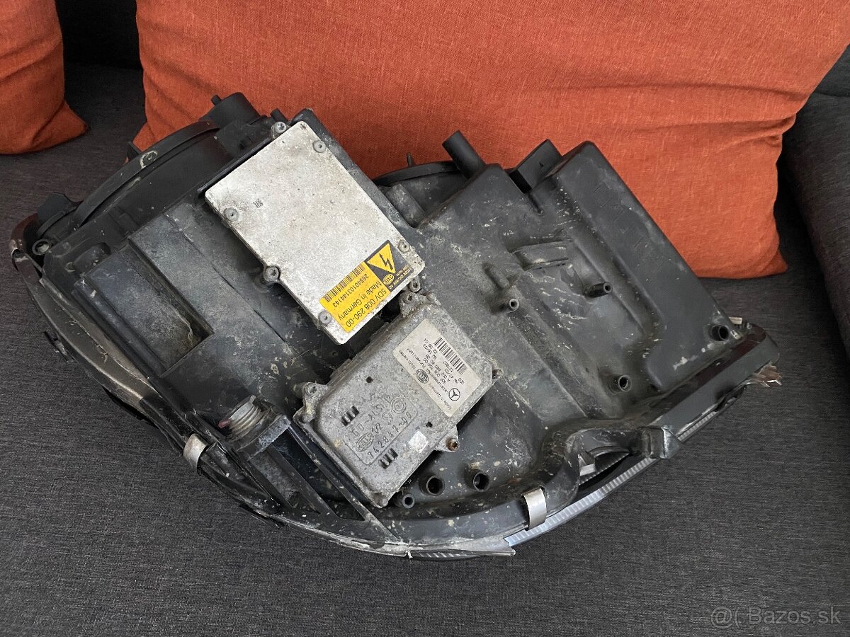 Svetlo mercedes cls - 3