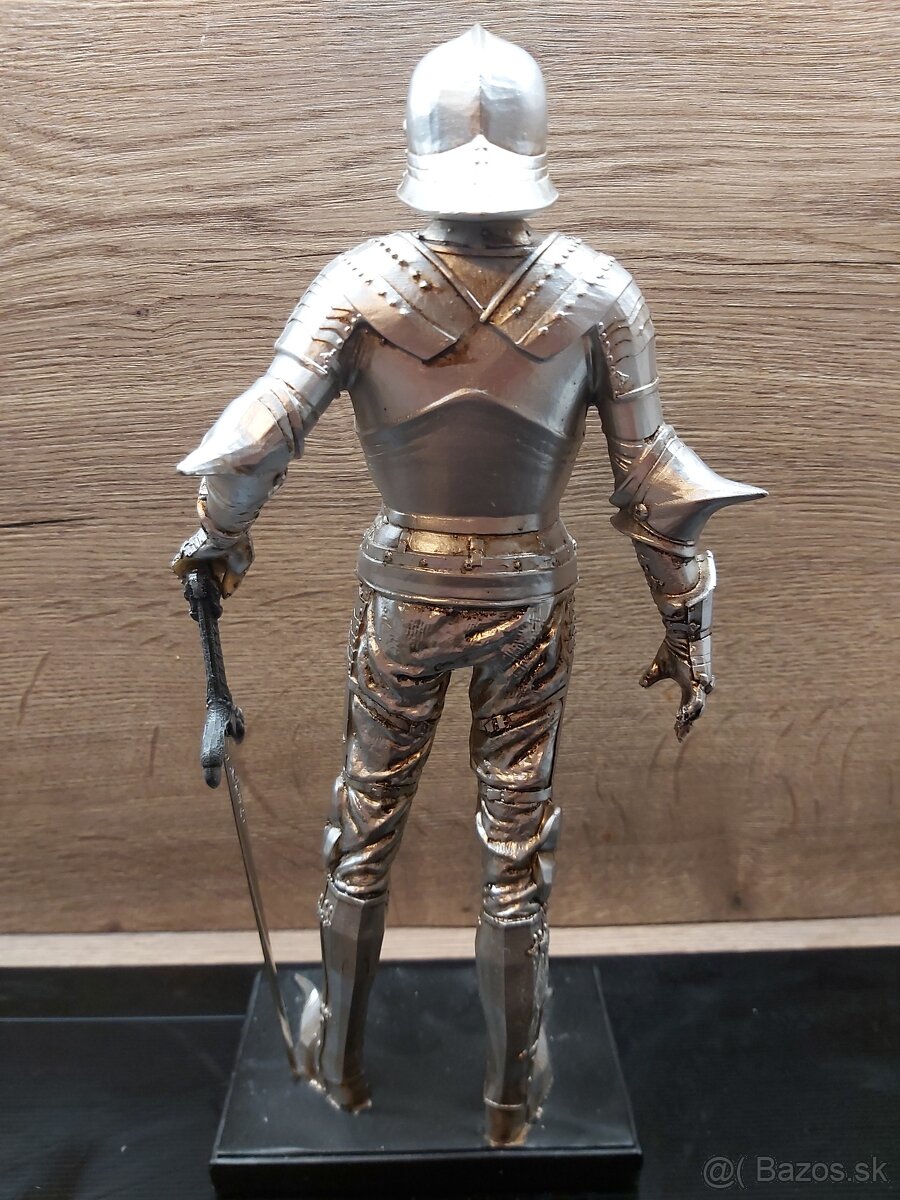 Model Rytier - v zbroji mc36100 - 3