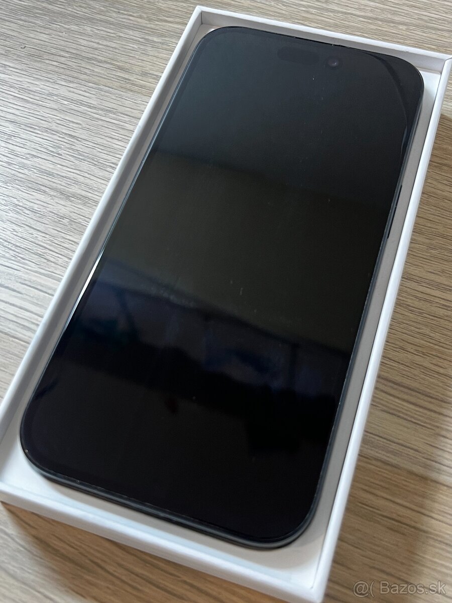 iPhone 15 128GB - 3