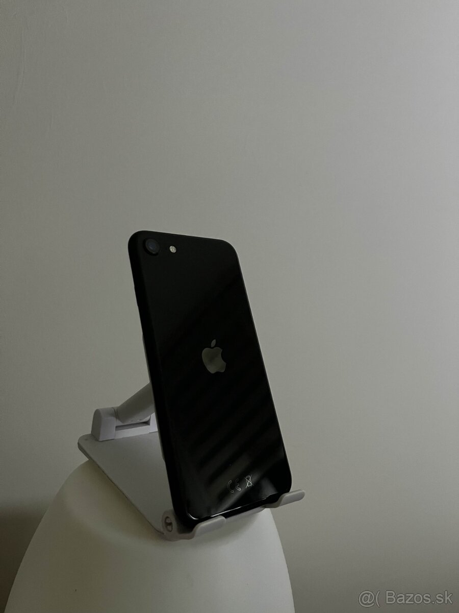 Predám Iphone SE 2020 128GB - 3