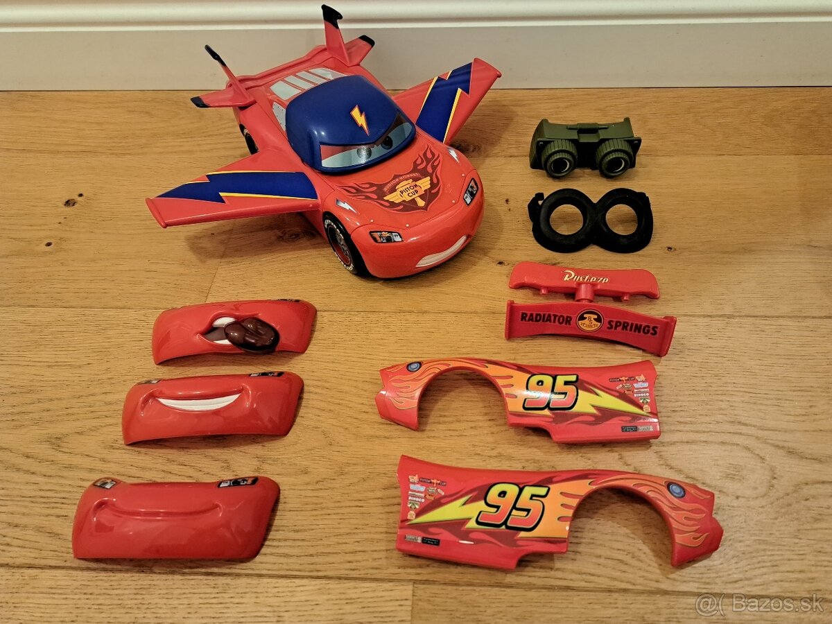 McQueen auto s nahradnymi dielikmi - 3